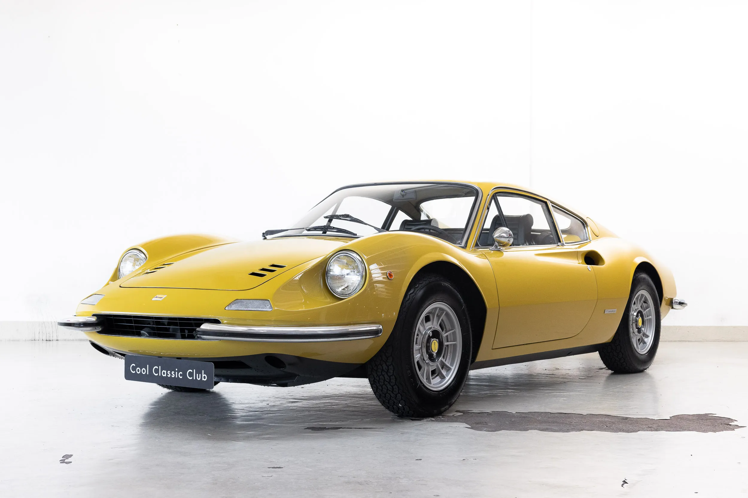 Ferrari Dino 246 GT - Cool Classic Club